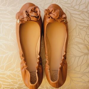 Tory Burch Royal Tan Blossom Ballet